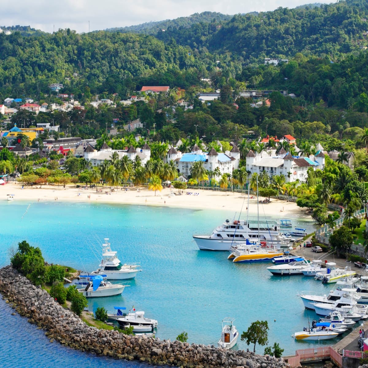 Sun, Sea, and Reggae Rhythms: Unwind in Montego Bay